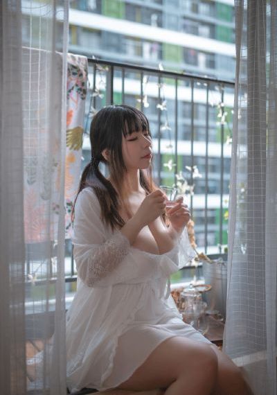 人妻在线成人精品视频社区_剧情片手机在线观看